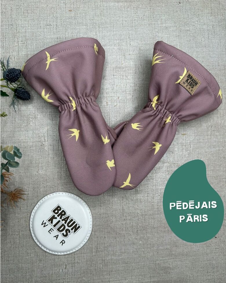 Starpsezonas softshell cimdi - dzelteni putniņi uz pūderrozā