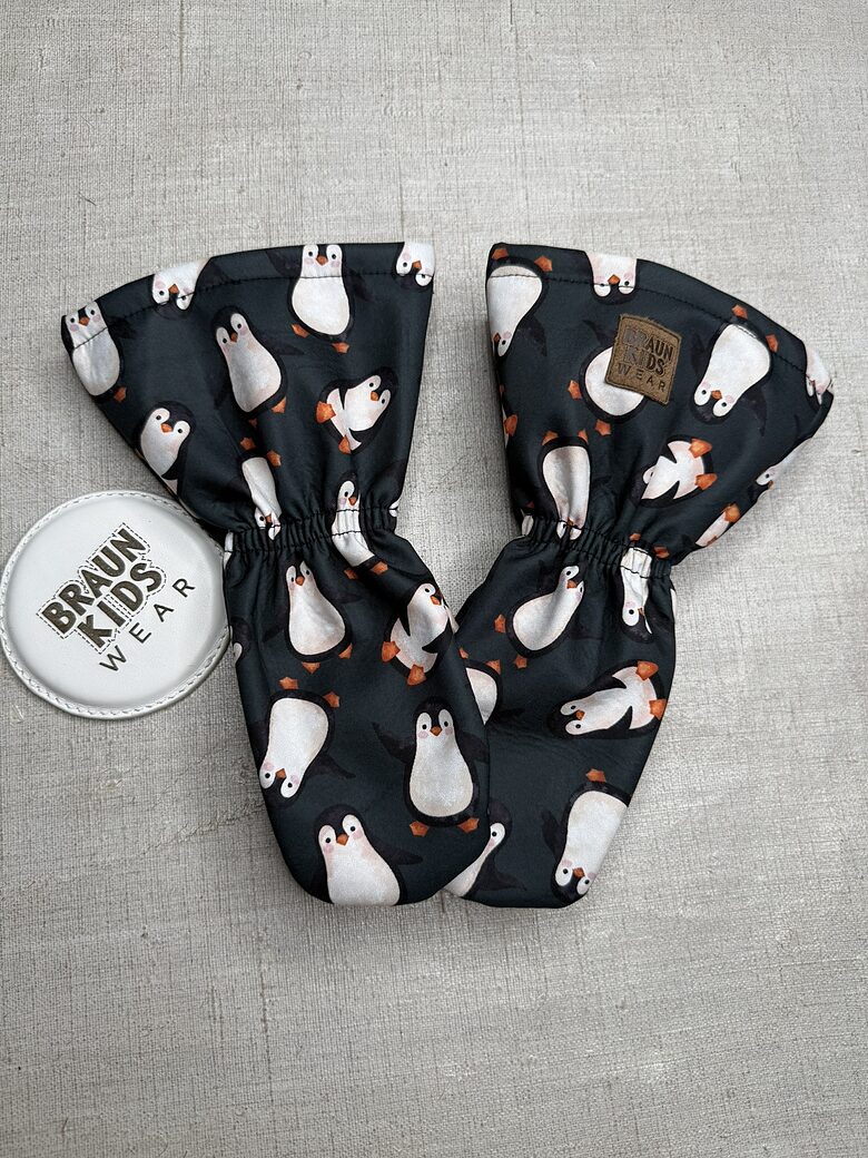 Ready-to-Ship Spring Autumn Softshell Mittens - Penguins