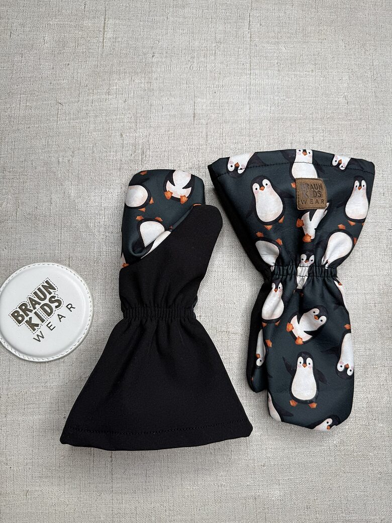 Ready-to-Ship Spring Autumn Softshell Mittens - Penguins with black