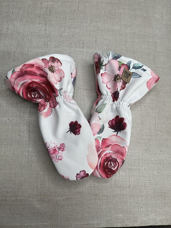 Ready-to-Ship Spring Autumn Softshell Mittens - Roses and Wine