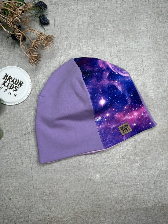 Starpsezonas beanie cepure -  Gaiši violeta ar rozā kosmosu 52-54.izm