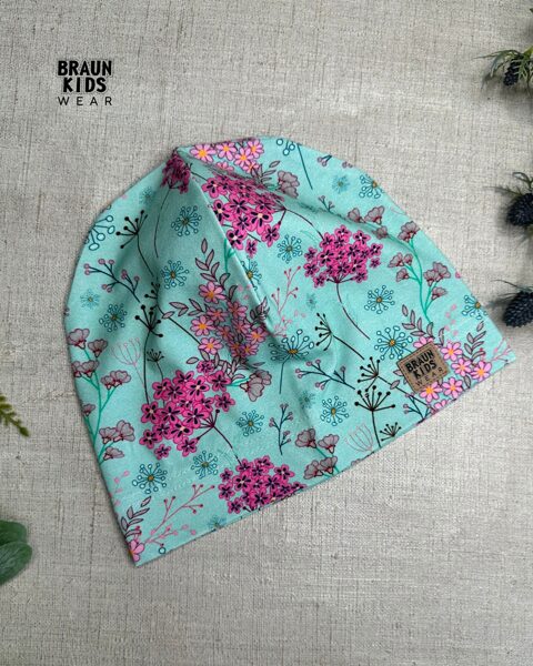 Plānais beanie (kokvilnas trikotāža vienā kārtā) - rozā ziedi uz mint 50izm