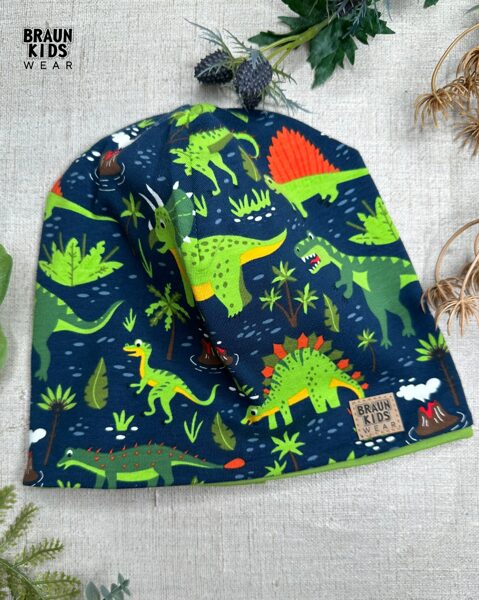 Starpsezonas beanie cepure - Košie dinozauri ar salātzaļu oderīti 48-50.izm