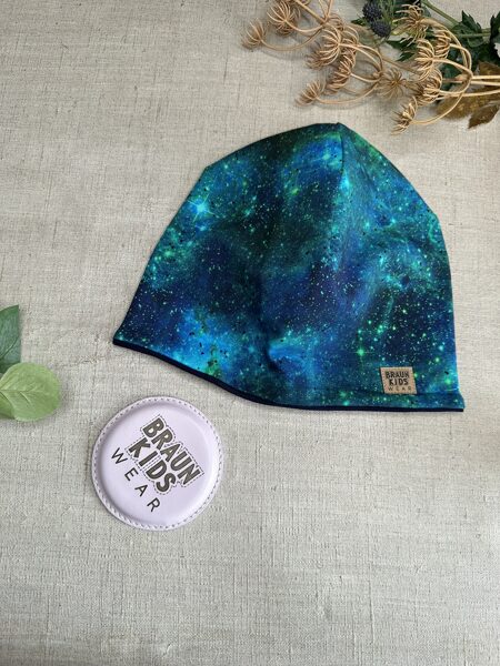 Starpsezonas beanie cepure -  tirkīza kosmoss ar zilu oderi 52-54.izm